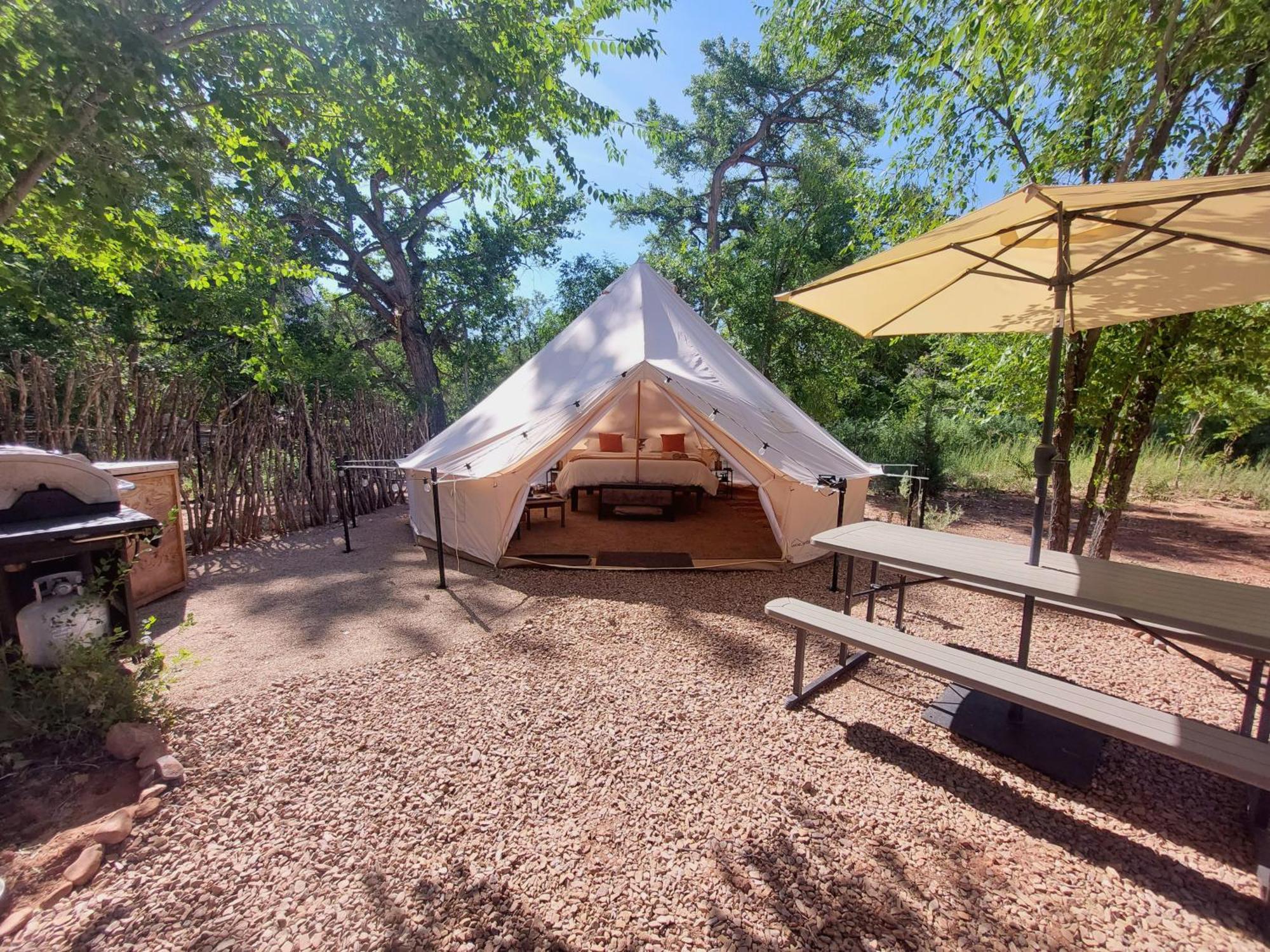 Gateway Glamping Hotell Eksteriør bilde